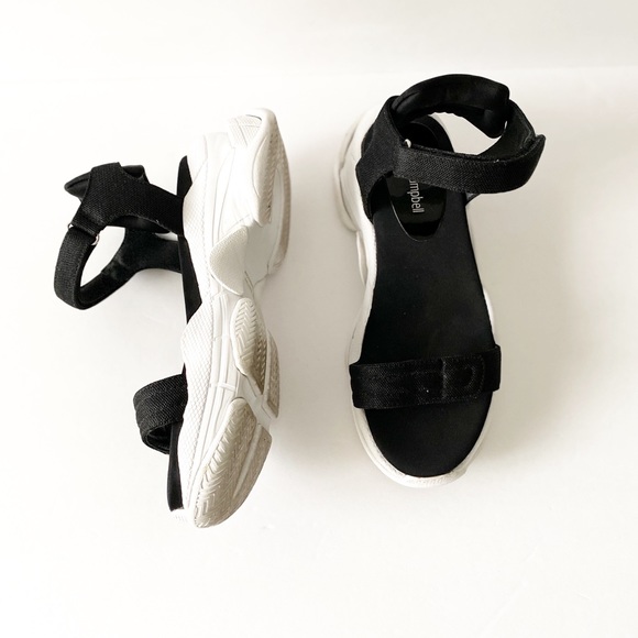 Jeffrey Campbell Sporty Platform Sandals Size 8 - Picture 7 of 9